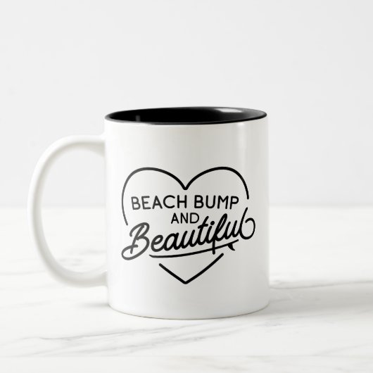 Funny Surfer Mama zu sein Summer Beach Bum Punny Zweifarbige Tasse (Links)