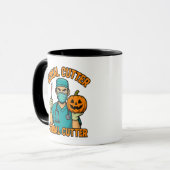 Funny Surgeon Halloween Tasse (Vorderseite Links)
