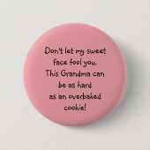 Funny Sweep Oma Sprichwort Button (Vorderseite)