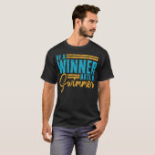 Funny Swimming Team Grafik T-Shirt (Vorne ganz)
