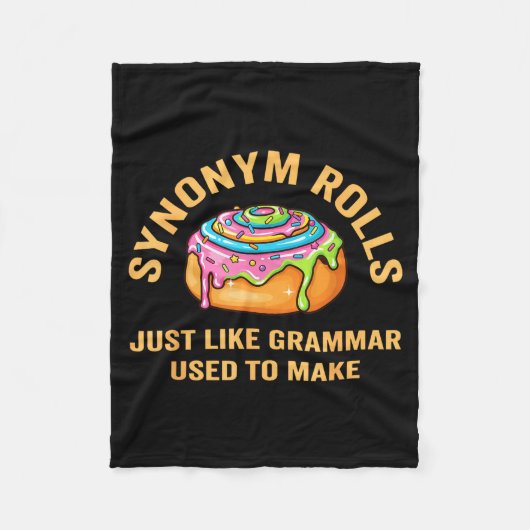 Funny Synonym Rolls Joke Cinnamon Rolls Grammar Pu Fleecedecke (Vorderseite)