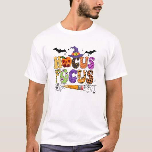 Funny Teacher Hocus Pocus Everybody Focus Hallowee T-Shirt (Vorderseite)