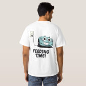 Funny Tesla Charging - Fütternd Zeit T-Shirt (Schwarz voll)