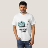 Funny Tesla Charging - Fütternd Zeit T-Shirt (Vorne ganz)