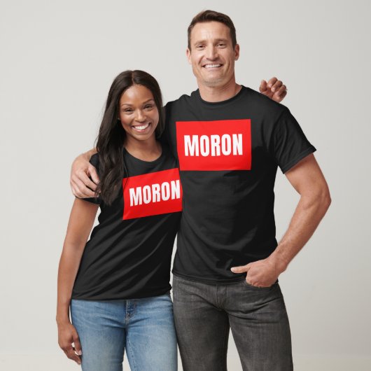 Funny text "moron" Klassischer T - Shirt (Unisex)