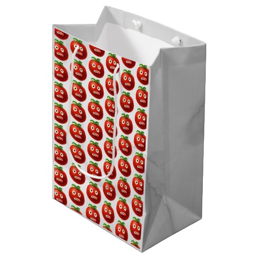 Funny Tomato Pattern - Cartoon Gemüsesektor Mittlere Geschenktüte (Vorderseite Schrägansicht)