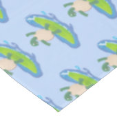 Funny tortoise wave surfing Cartoon Tischdecke (Schrägansicht)