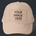 Funny Trailer Park Trailer Trash Hat! Truckerkappe<br><div class="desc">Unglaublich witzig Trailer Park Shirts und Geschenke für jeden, der verschiedene Staaten während des Urlaubs als Souvenirgeschenke besucht hat .. gerade aus dem Staat auf eine neue Zuhause gezogen, oder will, lustig zu sein, wo sie leben. Dieser hügelige, Redneck, Land frittiert, hicker, rockabilly, was immer du will, sie Familie zu...</div>