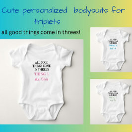 Funny Triplets Outfit mit Namen, Custom Unisex Baby Strampler