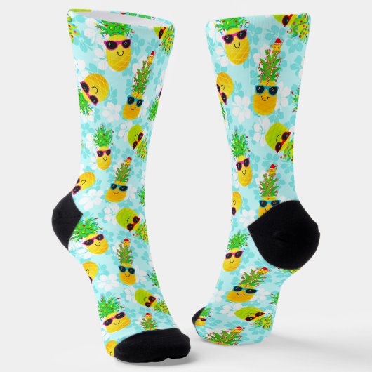 Funny Tropical Christmas Pineapples Socken (Gewinkelt)