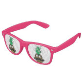 Funny Tropical Pineappel mit Googly Eyes Mustache Sonnenbrille (Schrägansicht)