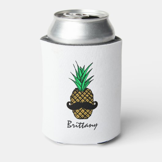 Funny Tropical Pineapse with Mustache Monogram Dosenkühler (Kanne Rückseite)