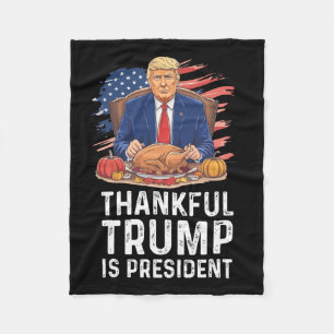 Funny Trump Erntedank dankbar Trump ist Präsident Fleecedecke
