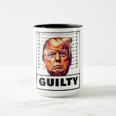 Funny Trump Guilty Tasse (Zentrum)