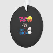 Funny Trumpkin Vs Boo Biden Halloween Design Class Ornament (Vorderseite)