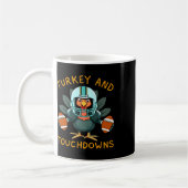Funny Turkey und Touchdowns Erntedank Football Kaffeetasse (Links)