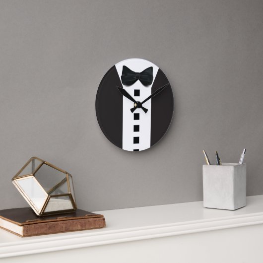 Funny Tuxedo 🎩 Schwarze Krawatte Formal Runde Wanduhr (Büro)
