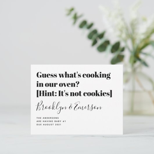 Funny Typografy Pregnancy Ankündigung (Stehend Vorderseite)