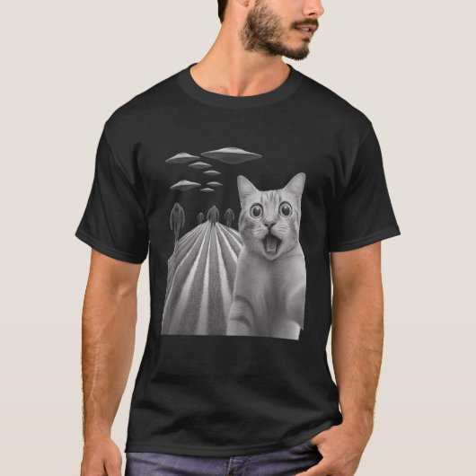 Funny überraschend beängstigend Katze Selfie mit B T-Shirt (Vorderseite)