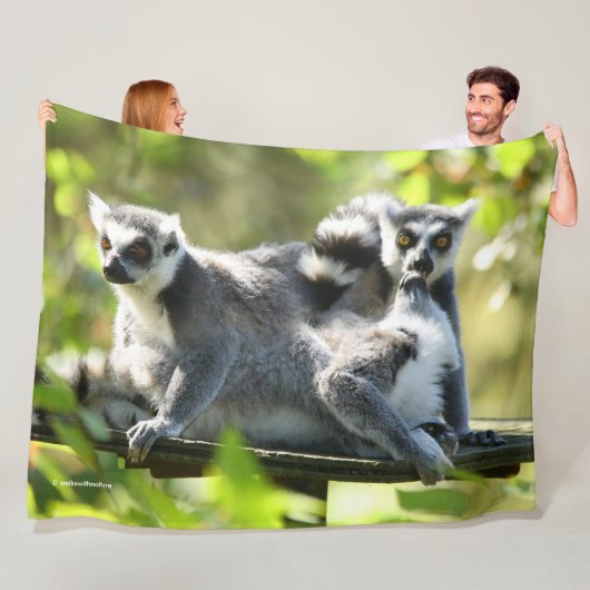 Funny überraschend Lemurs von Madagaskar Fleecedecke (Beispiel)