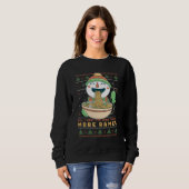 Funny Uggli Christmas Sweater Snowman Eating Ramen Sweatshirt (Vorne ganz)