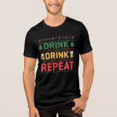 Funny Ugly Christmas Sweater Drink Bier Script Tri-Blend Shirt (Vorderseite)