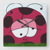 Funny und Chubby Ladybug Quadratische Wanduhr (Vorderseite)