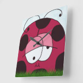 Funny und Chubby Ladybug Quadratische Wanduhr (Winkel)