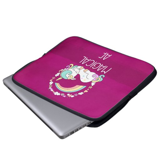 Funny Unicorn Sprichwort Magical AF Laptopschutzhülle (Vorne Knopf)