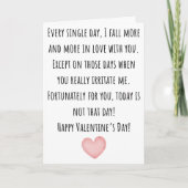 Funny Valentine ich bin mehr in Liebe mit dir Karte (Vorderseite)