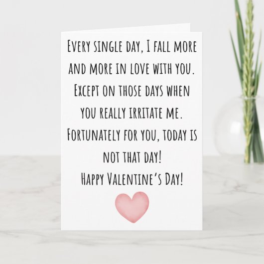 Funny Valentine ich bin mehr in Liebe mit dir Karte (Vorderseite)