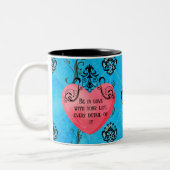 Funny Valentine pink heart Zweifarbige Tasse (Links)