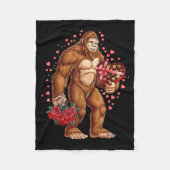 Funny Valentines Day Bigfoot Heart Love Sasquatch  Fleecedecke (Vorderseite)