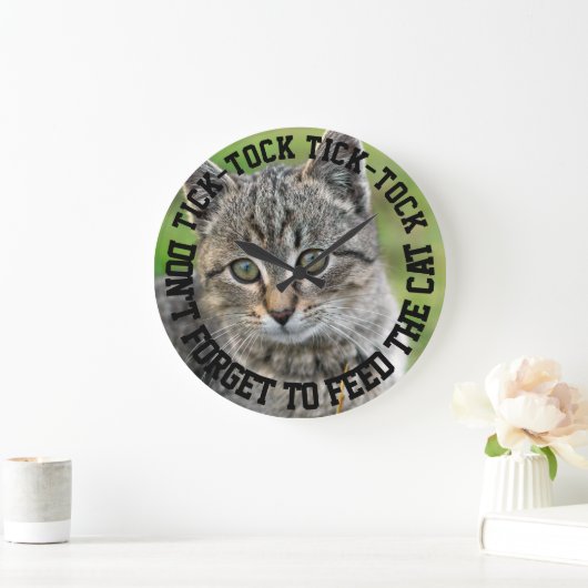 Funny Vergiss nicht, die Katze personalizable Fütt Große Wanduhr (Zuhause)