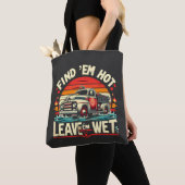 Funny Vintag Fireruck Sunset Graphic Tasche (Von Nahem)