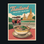 Funny Vintage Travel Thailand Spaß Retro Graphic Postkarte<br><div class="desc">Genießen Sie den Geist der leichten Unterhaltung und feiern Sie die Schönheit Thailands mit diesem einzigartigen Vintagen Design. Mit seinem zackigen Spaß und seinen lebhaften Bildern bringt dieses Design Ihnen ein Lächeln ins Gesicht und ein Gefühl von Wanderlust ins Herz.</div>