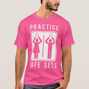 Funny Vollyball Pun Team trainiert sichere Sets T-Shirt