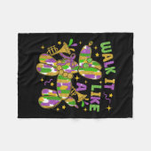 Funny Walk It like a Dog Mardi Gras Groovy Fleecedecke (Vorderseite (Horizontal))