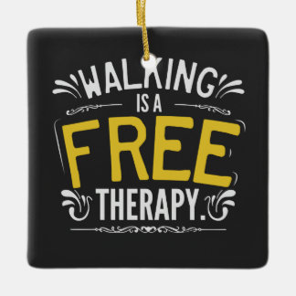 Funny Walking ist ein kostenloses Therapieangebot Keramikornament
