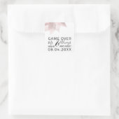 Funny Wedding Mr. Richtig immer Mrs Right Game Ove Quadratischer Aufkleber (Tasche)