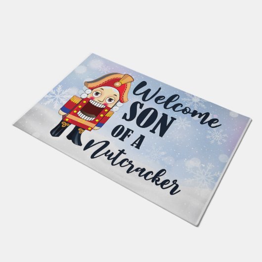 Funny Welcome Son eines Nutcrackers Fußmatte (Schrägansicht)