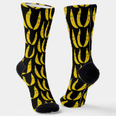 Funny Whimsical Bananas Muster Fun Fruity Faces Socken (Gewinkelt)