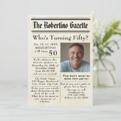 Funny Who's Turn 50 Newspaper 50 th Birthday Einladung (Stehend Vorderseite)