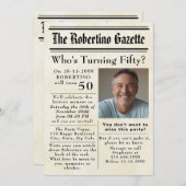 Funny Who's Turn 50 Newspaper 50 th Birthday Einladung (Vorne/Hinten)