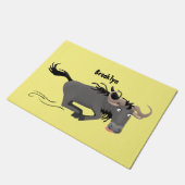 Funny wildebeam läuft Cartoon Illustration Fußmatte (Schrägansicht)