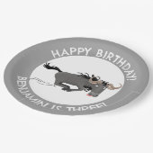 Funny wildebee personalisiert Cartoon Geburtstag Pappteller (Schrägansicht)