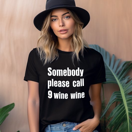 Funny Wine Emergency Moderne Typografie Tri-Blend Shirt