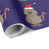 Funny Wombat in der Weihnachtsmannmütze Weihnachte Geschenkpapier (Rolleneckpunkt)