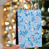 Funny Woodland Friends Blue Winter Forest Pattern Mittlere Geschenktüte