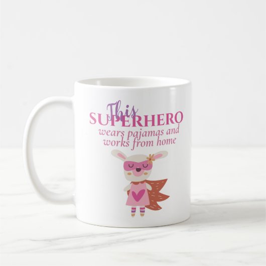Funny Working from Zuhause Superhero trägt Pajamas Kaffeetasse (Links)